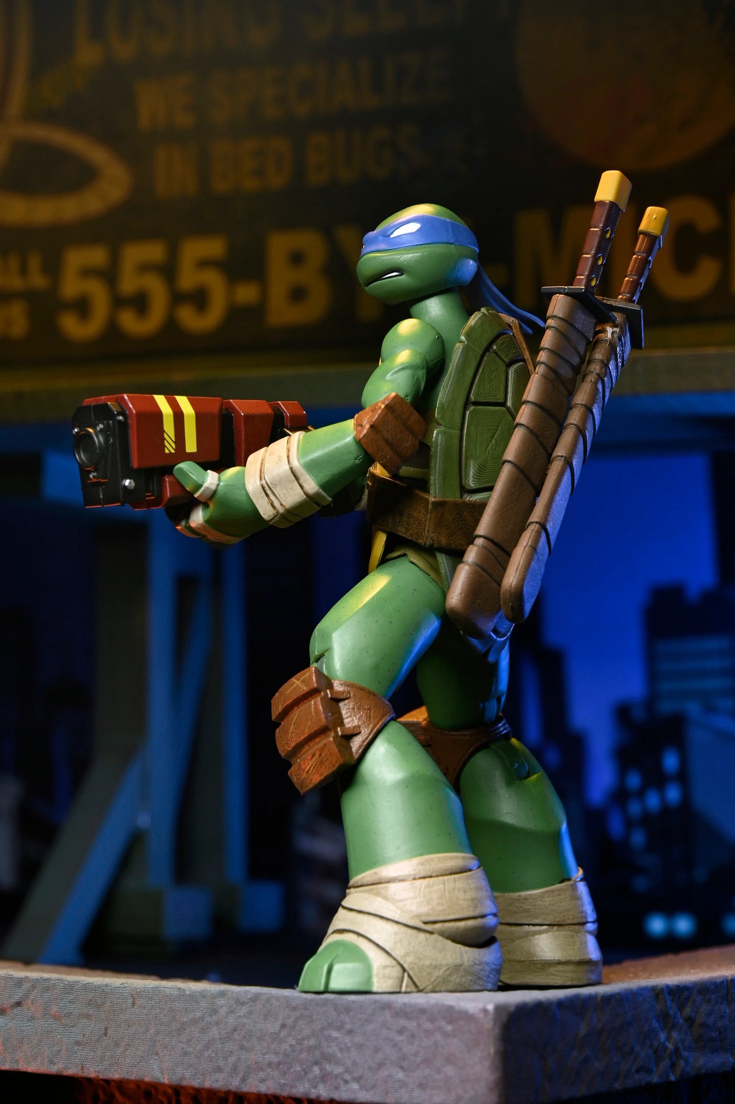 Neca Teenage Mutant Ninja Turtles 2012 Cartoon Ultimate Leonardo
