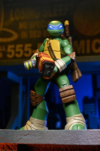 Neca Teenage Mutant Ninja Turtles 2012 Cartoon Ultimate Leonardo