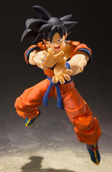 Bandai S.H.Figuarts Dragon Ball Z Son Goku A Saiyan Raised On Earth