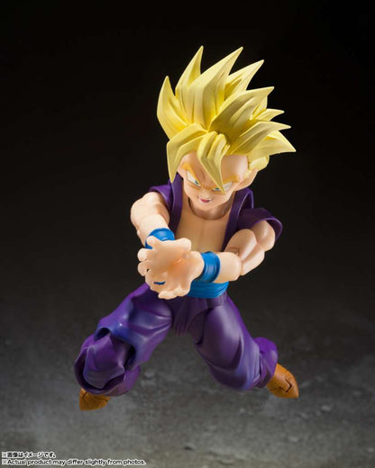 Bandai S.H.Figuarts Dragon Ball Z Super Saiyan Son Gohan The Fighter Who Surpassed Goku