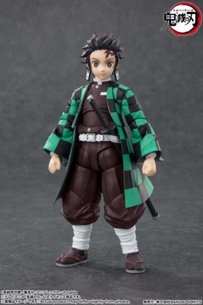 Demon Slayer S.H.Figuarts Tanjiro Kamado Action Figure 14 cm Bandai