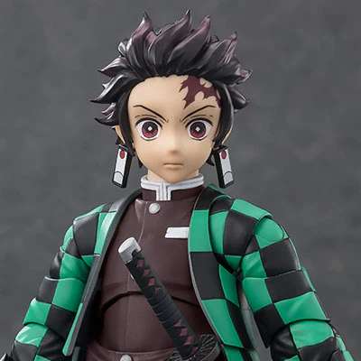Demon Slayer S.H.Figuarts Tanjiro Kamado Action Figure 14 cm Bandai