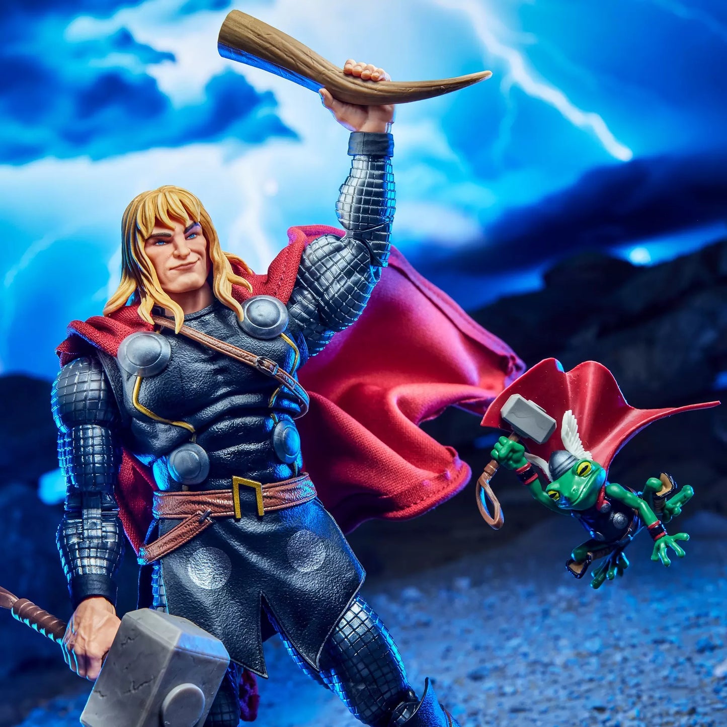 Hasbro Marvel Legends Series Thor Maximum Series