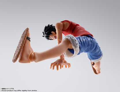 Bandai S.H.Figuarts One Piece Monkey.D.Luffy - Romance Dawn -